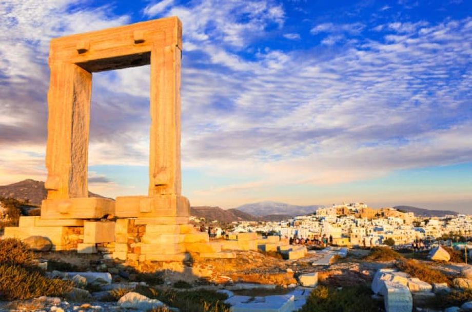 Naxos yacht charter, luxury yacht charter, superyacht party Cyclades