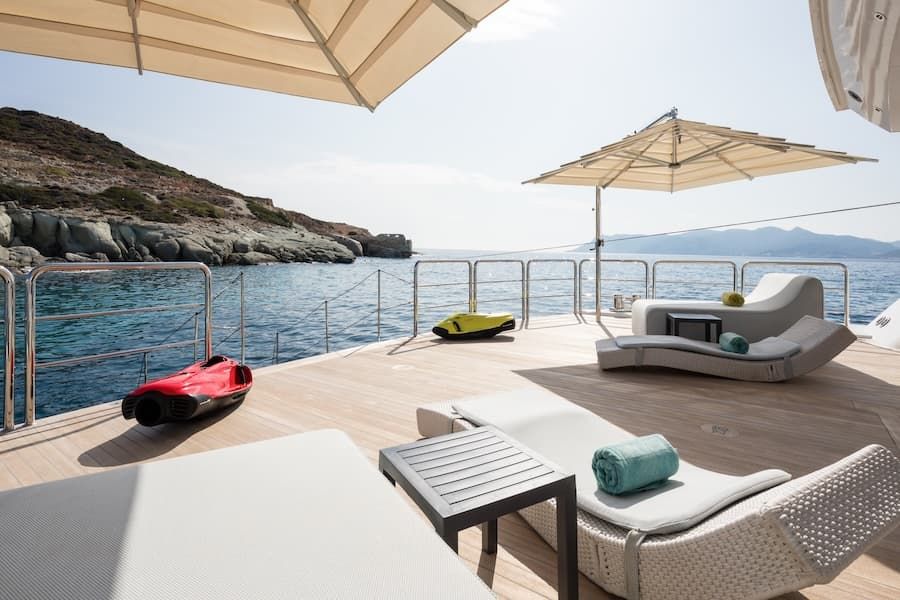 luxury sun beds, mega yacht relaxing area, Opari mega yacht charter
