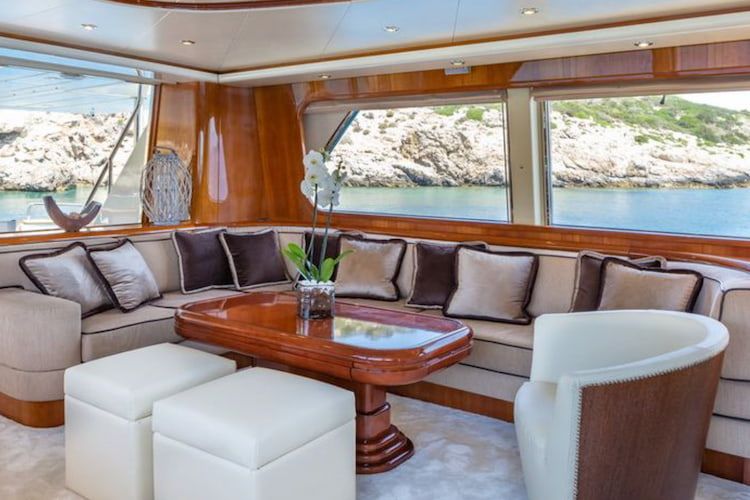 weekly yacht charter Athens, luxury salon, yacht charter Greece