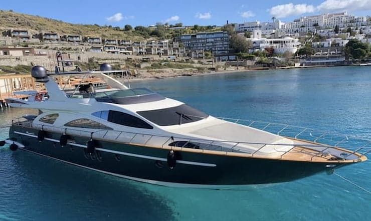 motor yacht charter Santorini, day cruise Santorini Mykonos, island hopping