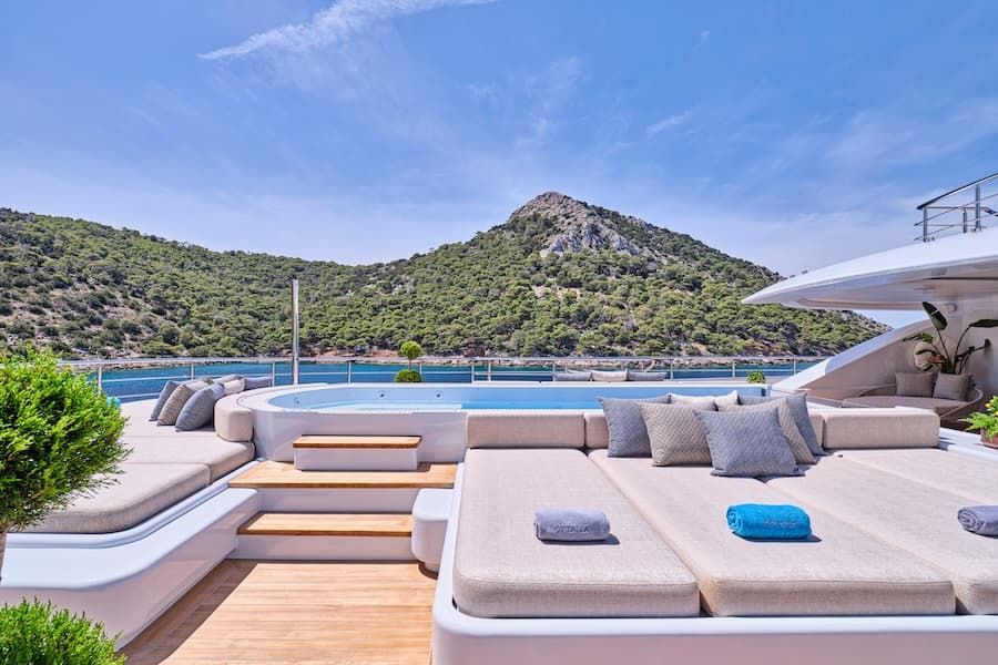 luxury sun beds, luxury super yacht charter, superyacht Optasia Greece