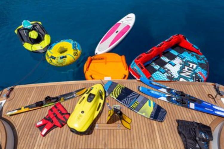 water toys, yacht toys, family fun activities