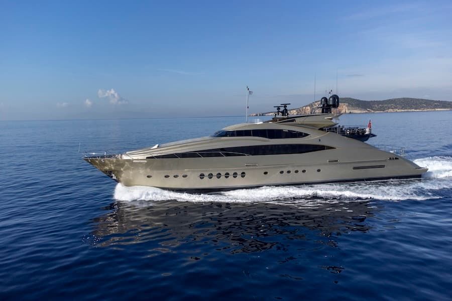 superyacht rental Greece, superyacht charter Greece, yacht vacations
