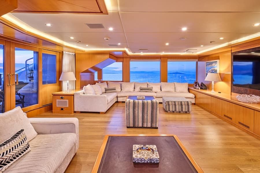 luxury superyacht interior, superyacht charters, Oasis yacht interior