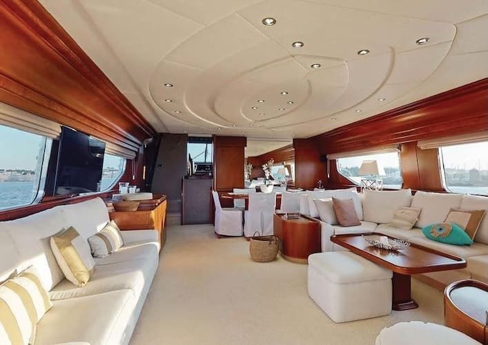 yacht salon, motor yacht salon, private cruise Athens