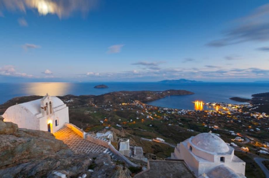 Sifnos yachts, yacht charter Cyclades, luxury concierge