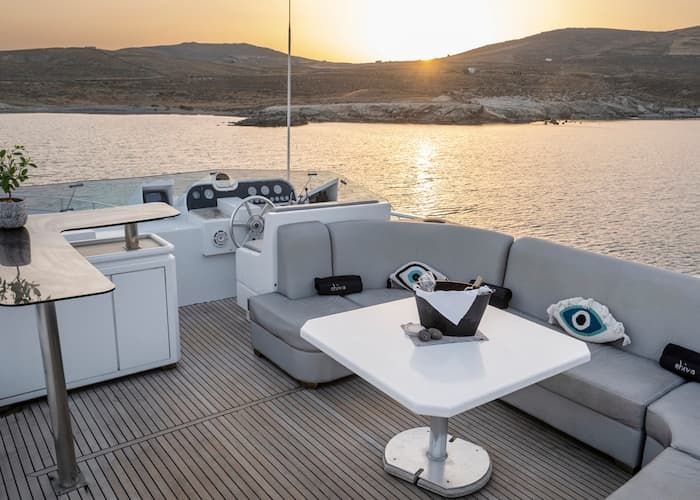 motor yacht charter Greece, luxury yacht vacations, Athens yachts