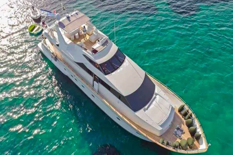 motor yacht charter Greece, yacht vacations Greek Islands, Mykonos yachts