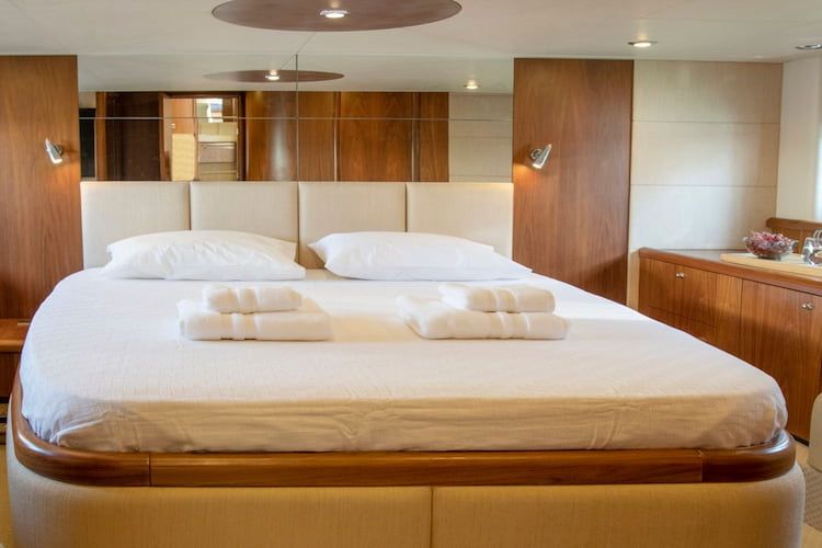 master bedroom, yacht accommodation, Athens yachts