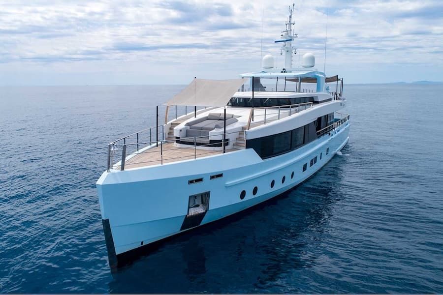 superyacht charter Greece, luxury yacht charter Greece, luxury lifestyle