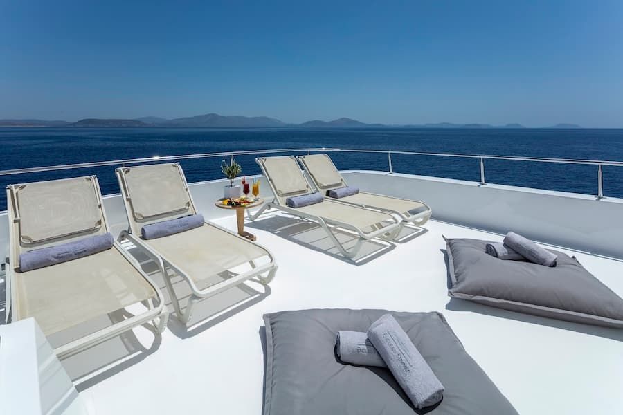 superyacht rental Greece, superyacht charter Greece, yacht vacations