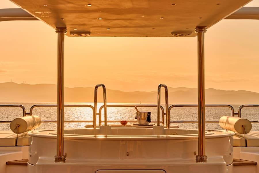 superyacht charter Mediterranean, superyacht charter Oasis, Greece yachts