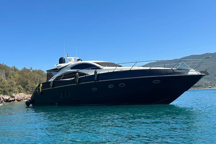 day cruise Spetses, weekly cruise Spetses, yacht vacation Athens