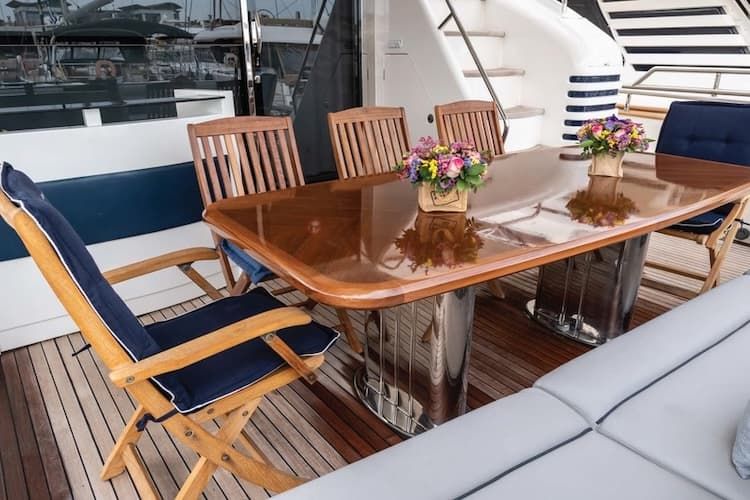 yacht dinning, yacht rentals Athens, Athens yachts
