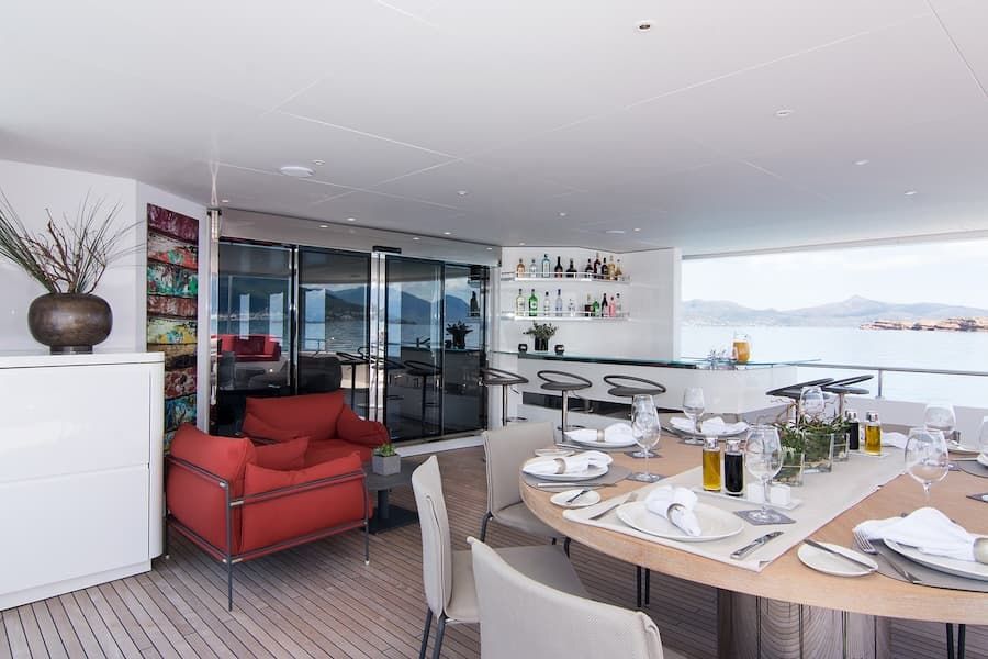 luxury yacht dining, superyacht Eden, superyacht charter Greece