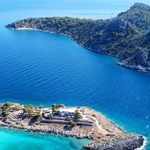 luxury yacht charter Greece, yacht charter Athens, Greece yachts