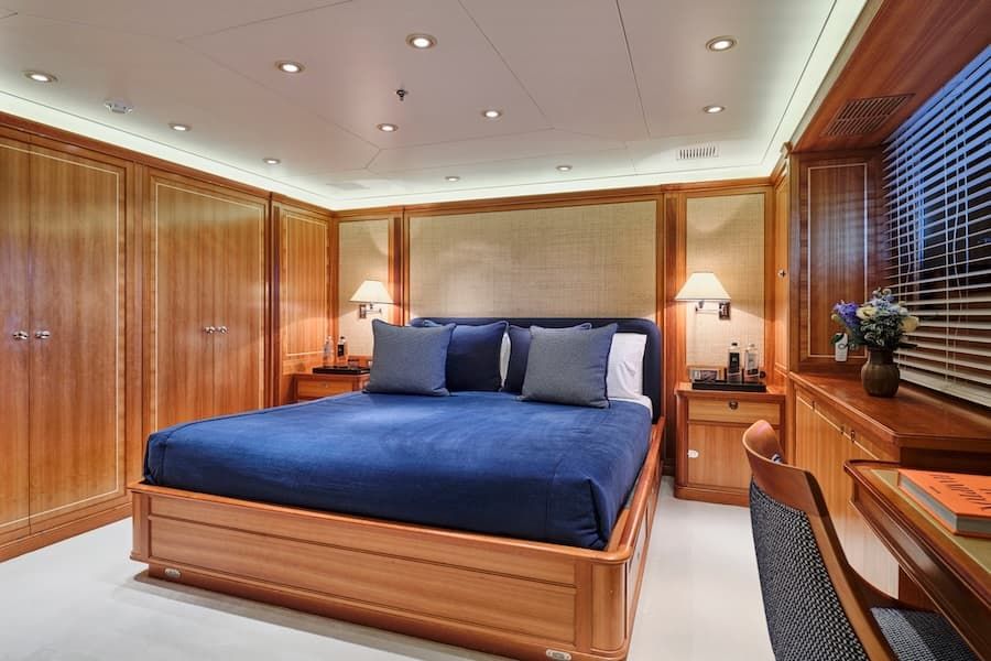 double bedroom, luxury bedroom, sailing yacht vacations Greece