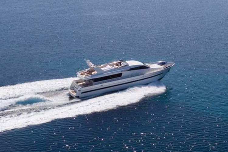 luxury yacht charter Halkidiki, motor yacht charter Halkidiki, luxury yachting