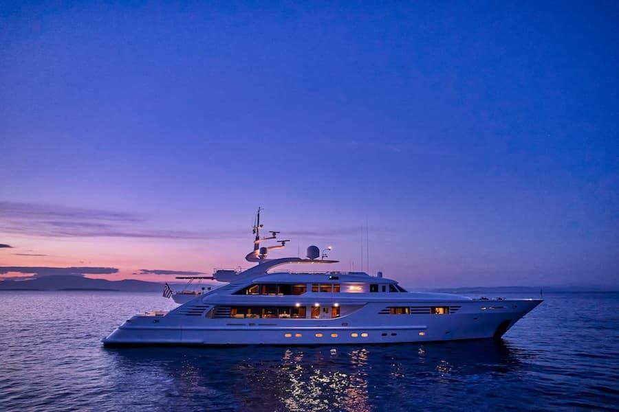 best superyacht charter Greece, luxury superyacht charter, Oasis yacht