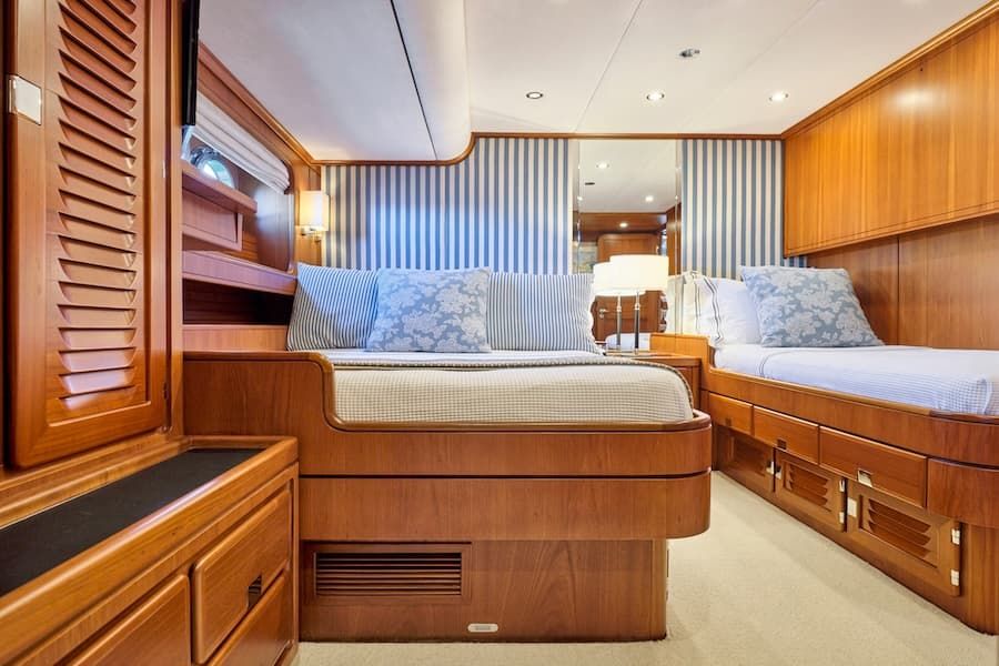 twin beds, luxury twin beds, sailing yacht vacations Greece