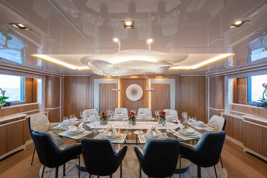 fine dining, superyacht dining area, superyacht charter Barents