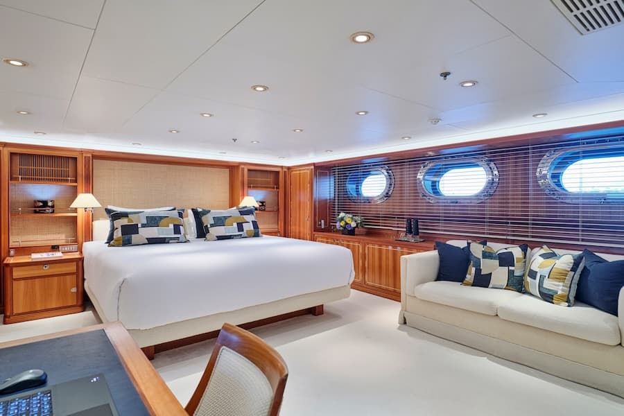 sailing yacht accommodation, luxury bedroom, sailing yacht charter Greece