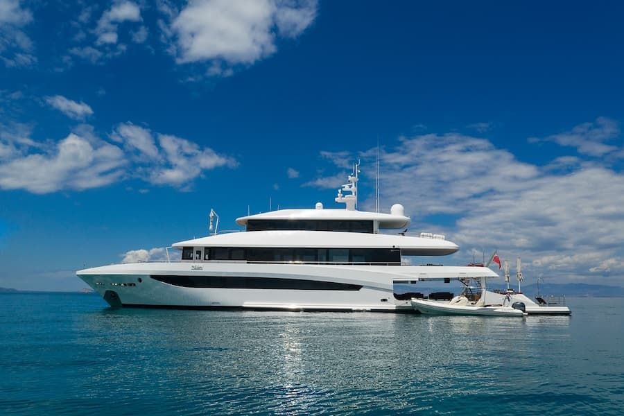 superyacht rental Greece, superyacht charter Greece, luxury vacations