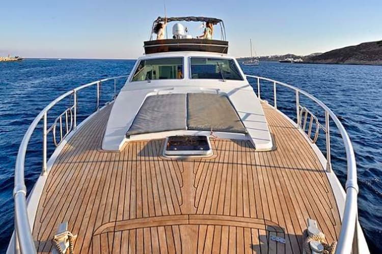 motor yacht charter Paros, motor yacht charter Mykonos Ios, Mykonos yachts