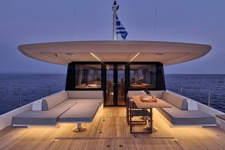 island hopping Greek Islands, yacht rental Cyclades, luxury yacht charter Greece