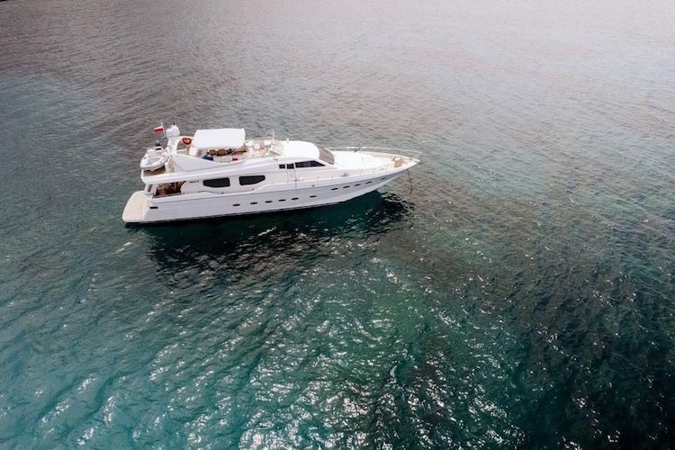 Mykonos yachts, motor yacht charter Mykonos, Cyclades yachting